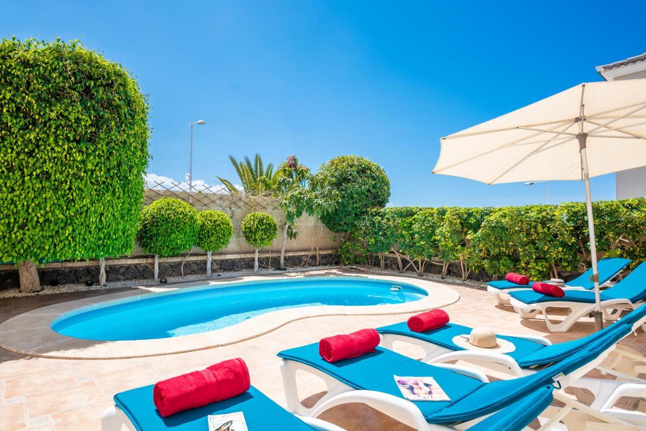 Beautiful Villa Anna With Heated Pool Адехе Екстериор снимка