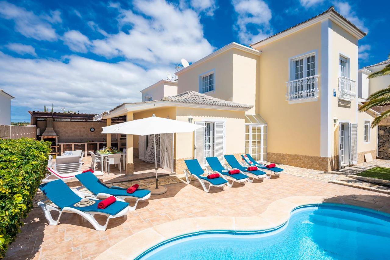 Beautiful Villa Anna With Heated Pool Адехе Екстериор снимка