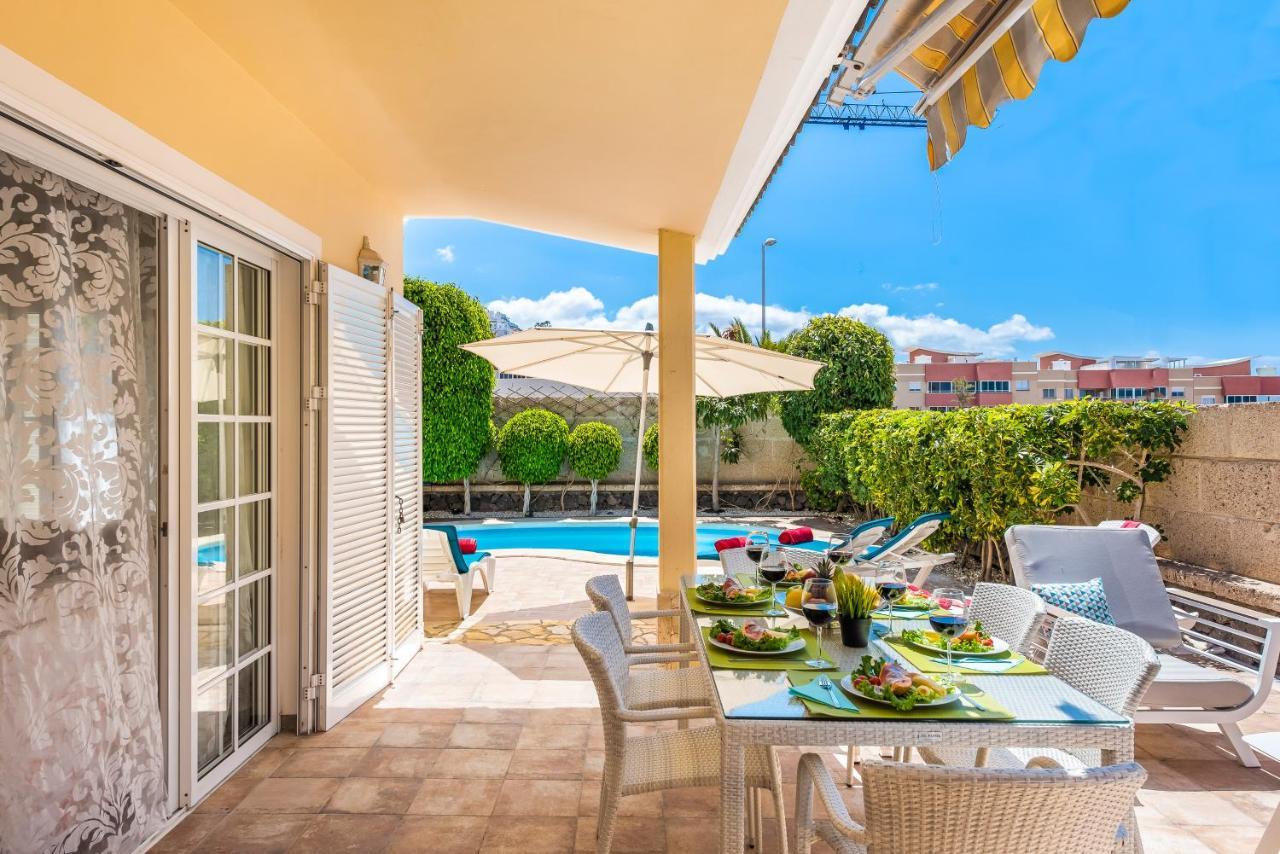 Beautiful Villa Anna With Heated Pool Адехе Екстериор снимка